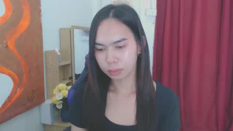 emily_xo143 online show from 05.05.26