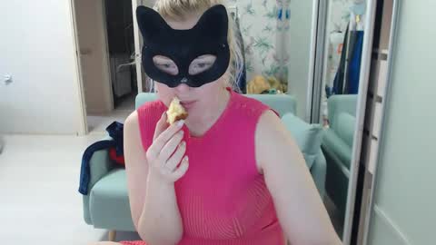 Emily online show from 04.28.26