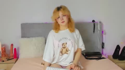 Baby Emelli online show from 11.24.25