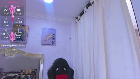 Snapshot of emilycastro_ chatting on 01.20.25 Emily online show from 01.20.25