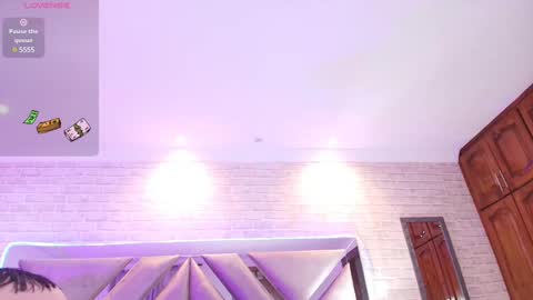 Snapshot of emilycastro_ chatting on 03.11.25 Emily online show from 03.11.25