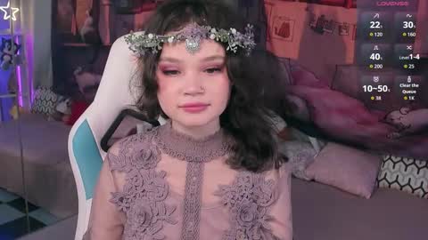 Emilyhaves online show from 10.28.25