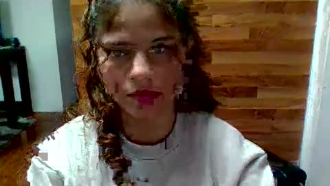 EmilyCm online show from 04.10.26