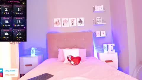 Emi Fit online show from 12.14.25