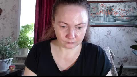EmilyDoth online show from 05.04.26