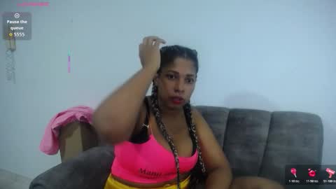 Snapshot of emilyhines__ chatting on 11.17.25 Emilyhines online show from 11.17.25