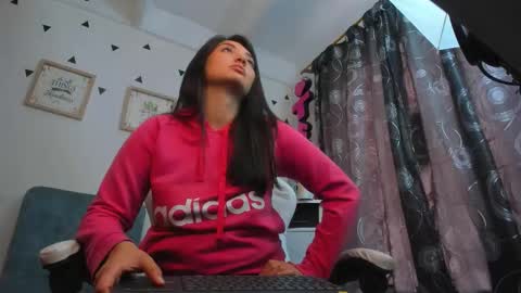 Emily Jang online show from 11.05.25