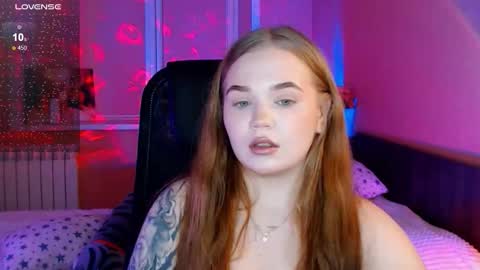 Emily  Emi online show from 12.02.25