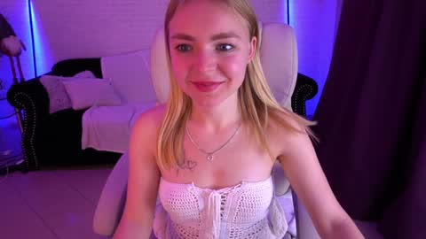 Snapshot of emilysunshines chatting on 12.16.24 MY NAME IS Emily WELCOME EVERYONE I WILL BE HAPPY TO GIVE YOU WHAT YOU HAVE DREAMED OF FOR SO LONG online show from 12.16.24