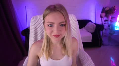 Snapshot of emilysunshines chatting on 01.12.25 MY NAME IS Emily WELCOME EVERYONE I WILL BE HAPPY TO GIVE YOU WHAT YOU HAVE DREAMED OF FOR SO LONG online show from 01.12.25