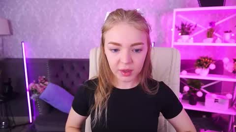 Snapshot of emilysunshines chatting on 09.23.25 MY NAME IS Emily WELCOME EVERYONE I WILL BE HAPPY TO GIVE YOU WHAT YOU HAVE DREAMED OF FOR SO LONG online show from 09.23.25