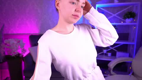  MY NAME IS Emily WELCOME EVERYONE I WILL BE HAPPY TO GIVE YOU WHAT YOU HAVE DREAMED OF FOR SO LONG online show from 04.01.26