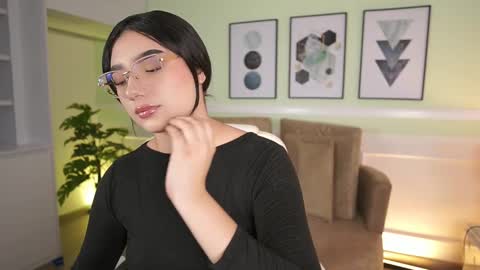 Emily Turner  online show from 11.21.25