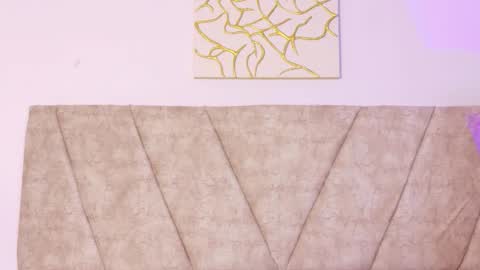 Snapshot of emilyvixen_ chatting on 11.22.25 emilyvixen_ online show from 11.22.25