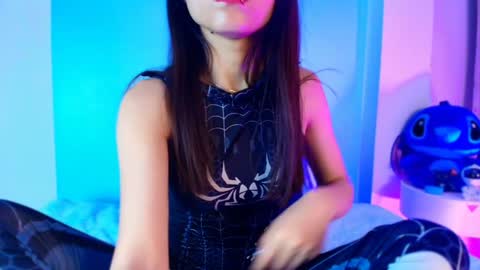 Snapshot of emilywithe_ chatting on 01.24.25 online show from 01.24.25