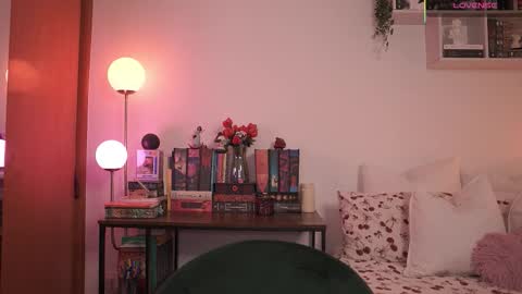 Snapshot of emilyxrose_ chatting on 12.05.25 IG thickemmsss online show from 12.05.25