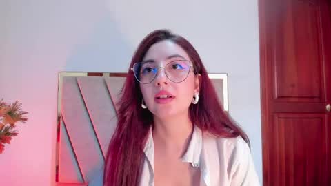 Emilyy Watson online show from 02.22.25