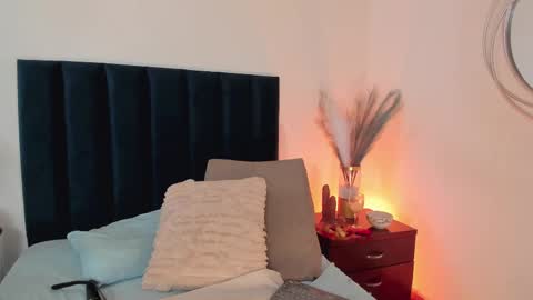 Emilyy Watson online show from 02.26.25