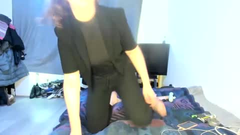 emliyjamesmjb online show from 02.12.25