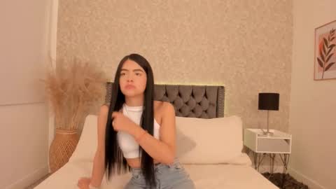 emma  online show from 02.25.25