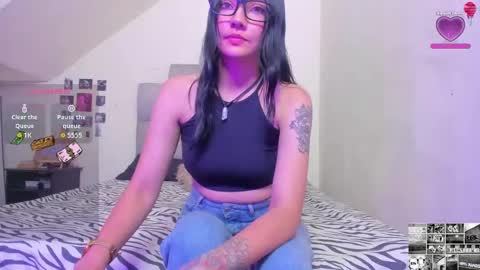 emma  online show from 09.30.25