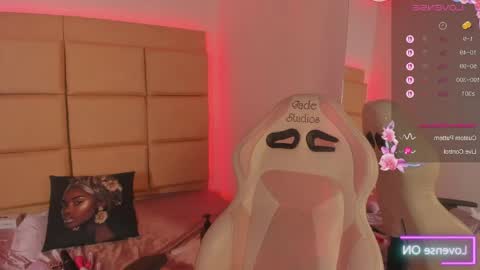 emma__js_ online show from 05.13.26