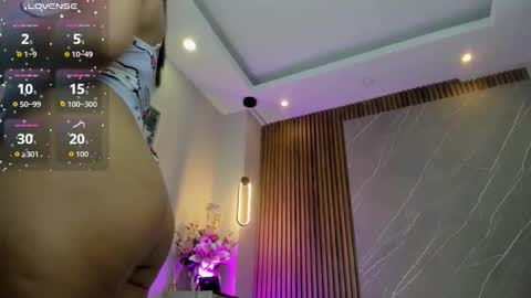 Snapshot of emma__rose1 chatting on 01.09.26 emma__rose1 online show from 01.09.26