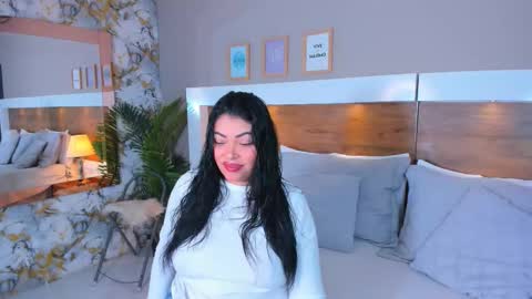 Emma  online show from 02.25.26