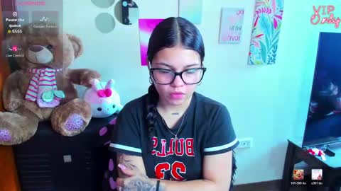 emma_boo_ online show from 05.29.26