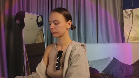 Snapshot of emma_chaser chatting on 05.01.26 emma_chaser online show from 05.01.26