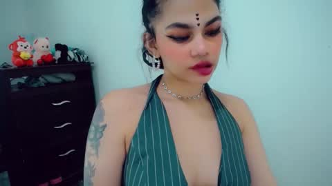 emma online show from 11.22.25