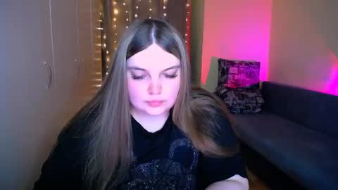 Snapshot of emma_dorn chatting on 06.10.26 Eva online show from 06.10.26