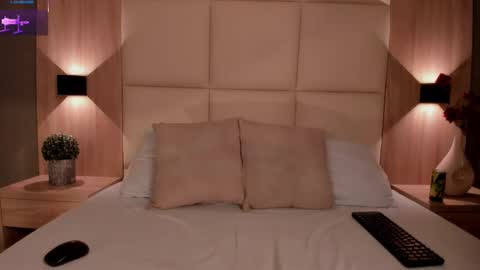 E M M A online show from 11.15.25