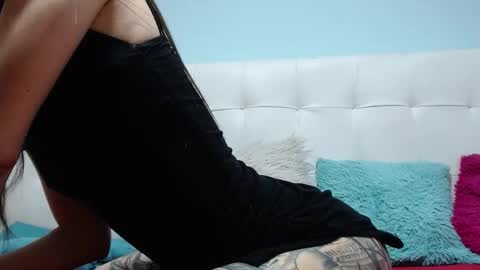 Snapshot of emma_foxi chatting on 11.10.25 Emma online show from 11.10.25