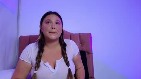 Snapshot of emma_honey__ chatting on 02.19.26 Emma Miel online show from 02.19.26