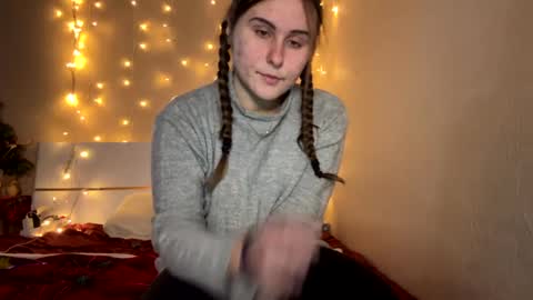 Snapshot of emma_just chatting on 01.18.25 emma_just online show from 01.18.25