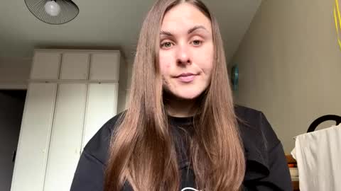 Snapshot of emma_just chatting on 02.11.25 emma_just online show from 02.11.25