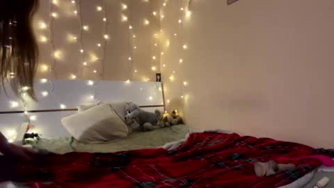Snapshot of emma_just chatting on 02.24.25 emma_just online show from 02.24.25