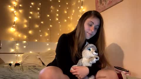 Snapshot of emma_just chatting on 03.02.25 emma_just online show from 03.02.25