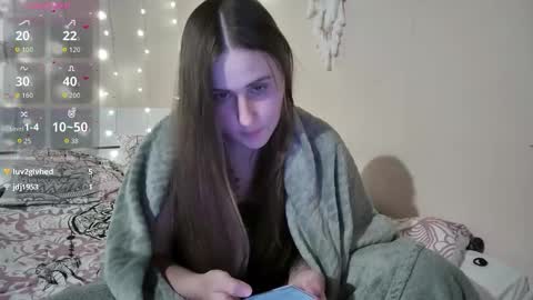 Snapshot of emma_just chatting on 09.09.25 emma_just online show from 09.09.25