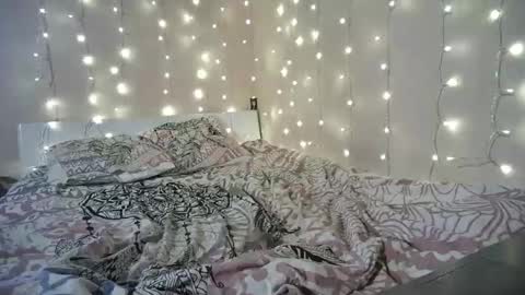 emma_just online show from 01.10.26