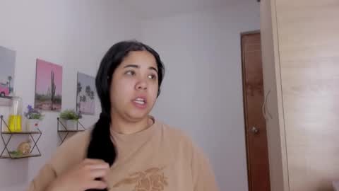 Snapshot of emma_lean chatting on 02.19.26 whises lits online show from 02.19.26