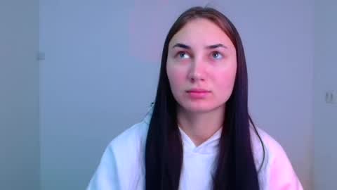 Emma online show from 01.06.25