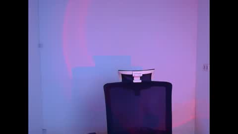 Emma online show from 02.04.25