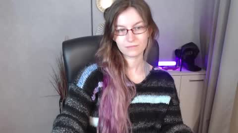 emma online show from 09.22.25