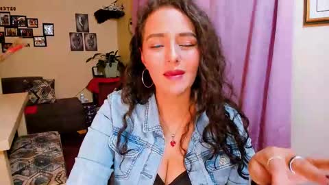  emma luxy online show from 01.16.26