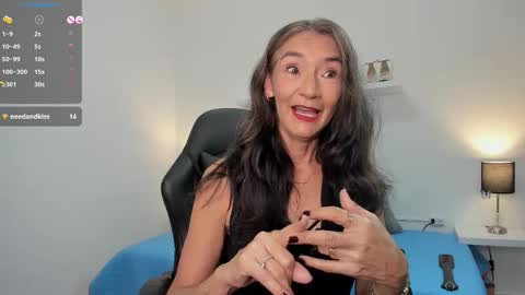 Emma  online show from 11.12.25