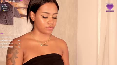 Snapshot of emma_morgann chatting on 12.20.24 Emma Morgann online show from 12.20.24