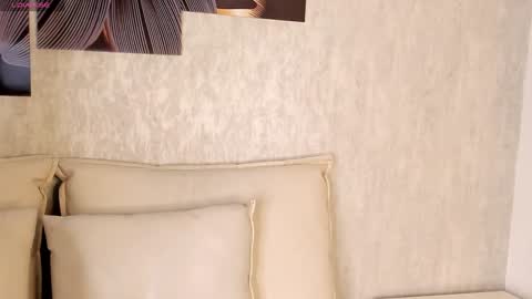 Snapshot of emma_morgann chatting on 01.10.25 Emma Morgann online show from 01.10.25