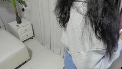 Emma Morgann online show from 02.12.26